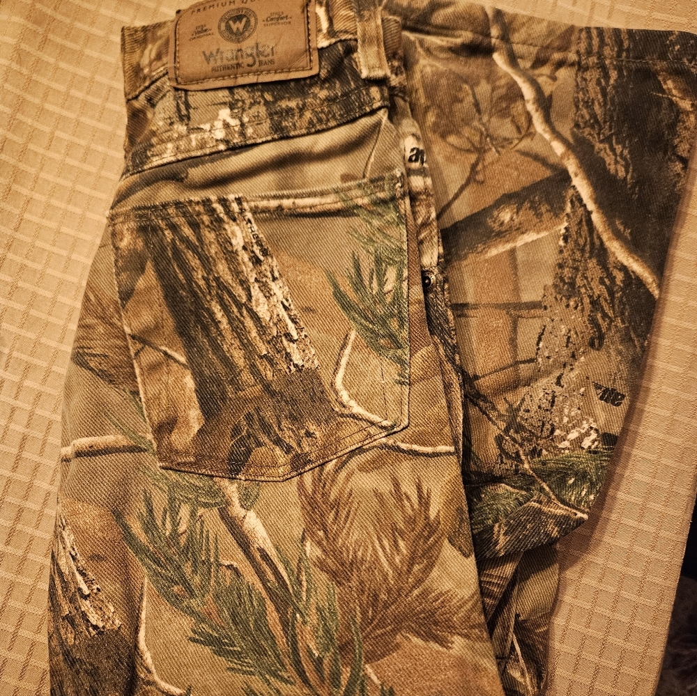 Wrangler Woodland Camo Pants
